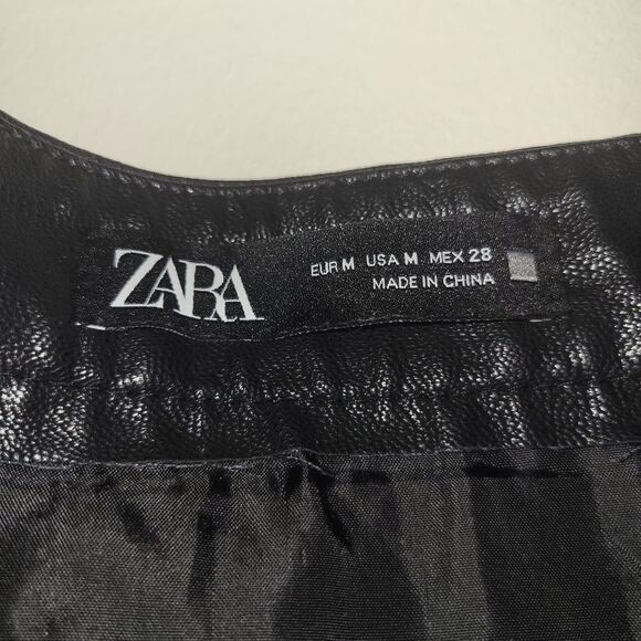 ZARA distressed black faux leather button down skirt  size md - Picture 4 of 4
